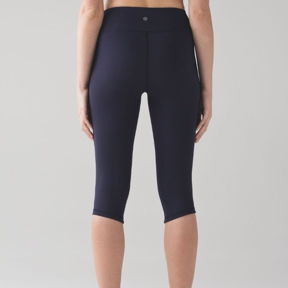 LULULEMON Squad Goals Crop (17") Midnight Navy Blue {A34} - Picture 3 of 7